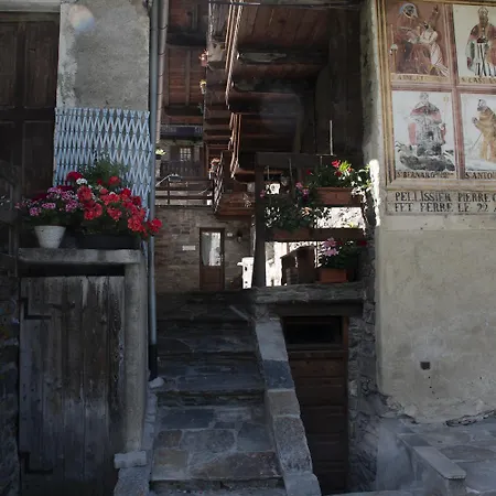 아파트 Gran Paradiso Villaggio Melignon 레메스 세인트 조지