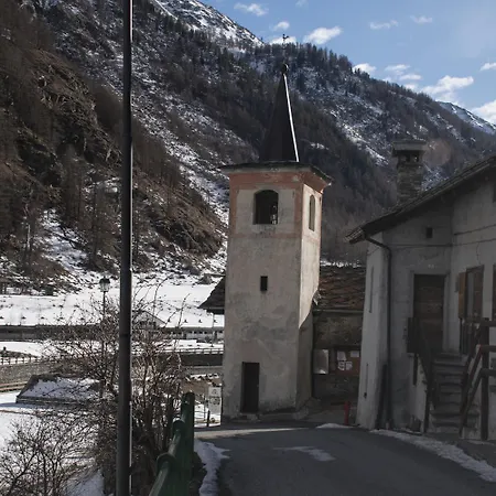 아파트 Gran Paradiso Villaggio Melignon *